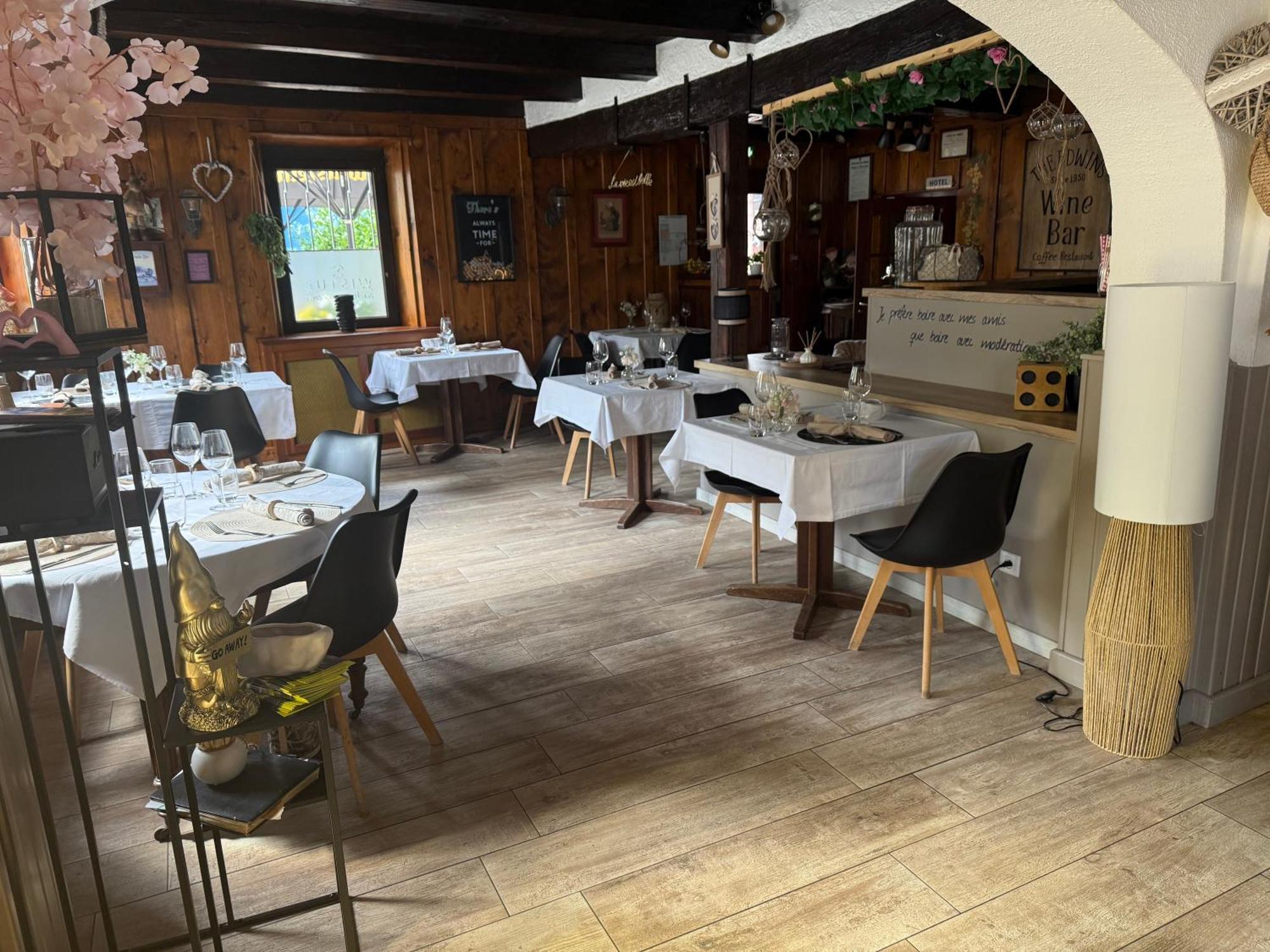 Hotel Wistub Le Passage Sainte-Marie-aux-Mines Bagian luar foto
